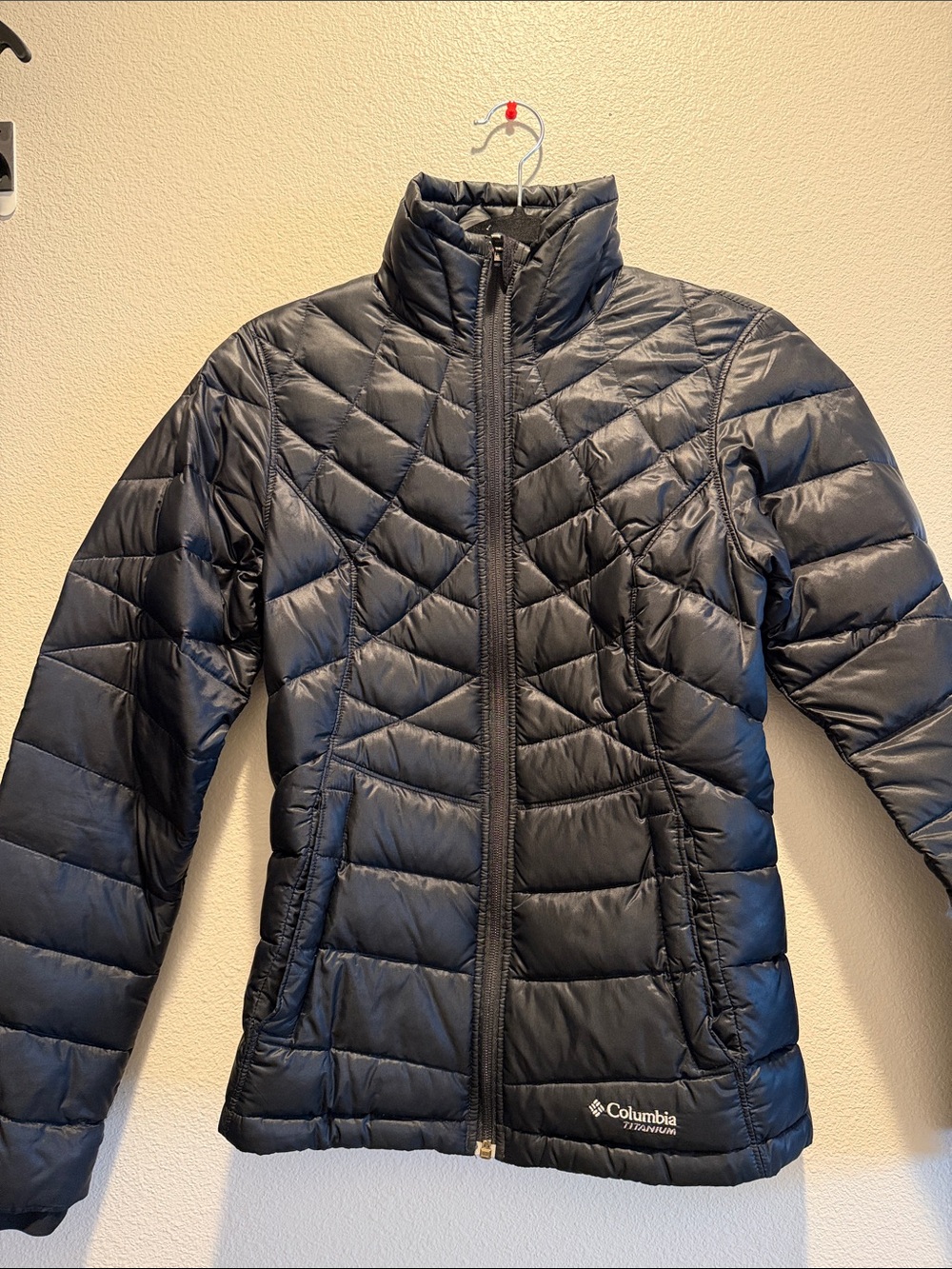 Columbia Women's Black Quilted Packable Puffer Jacket with High Collar
